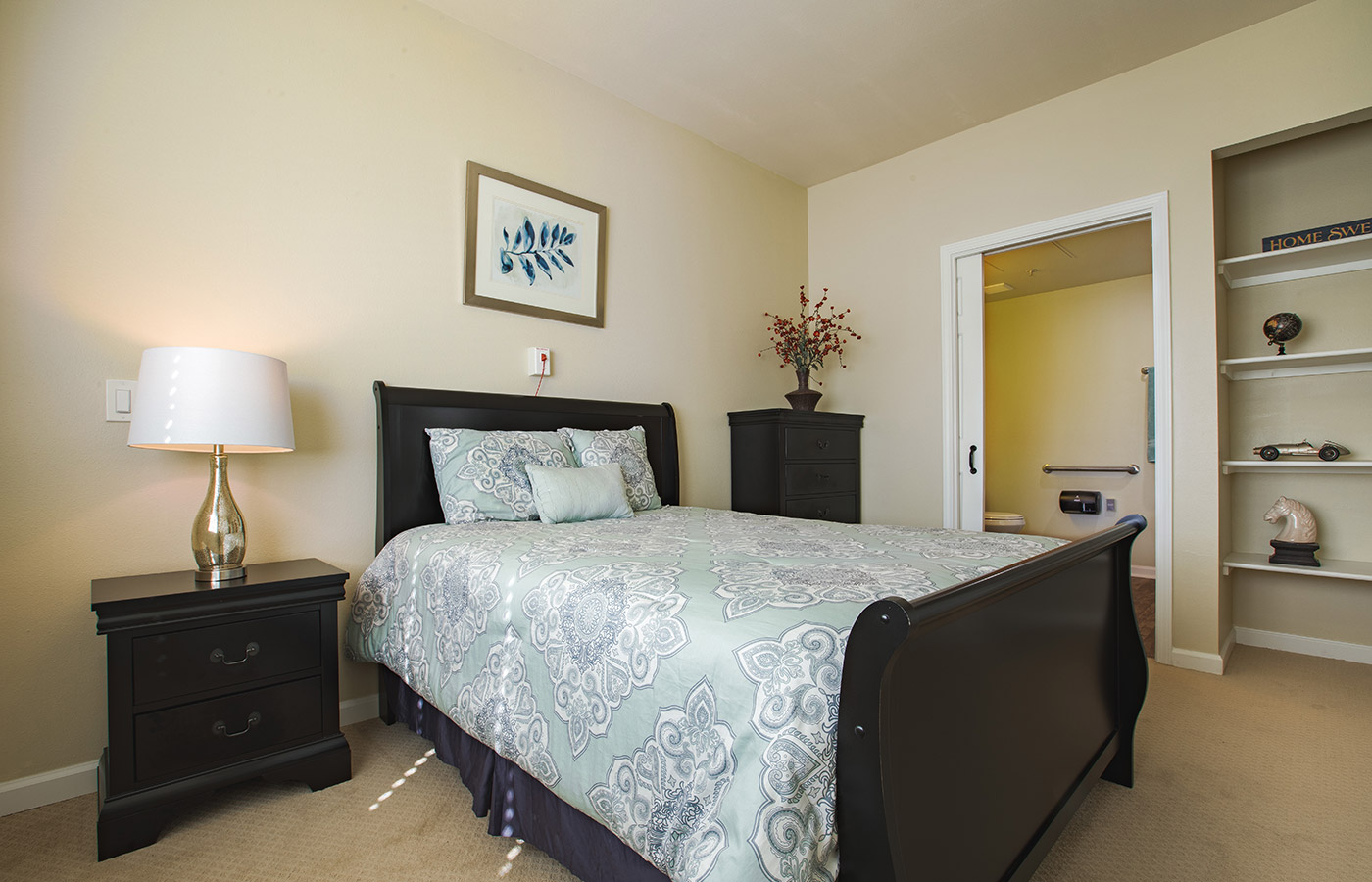 Photos & Floor Plans Senior Living in Whittier, CA